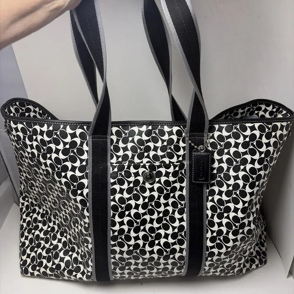 Coach f15159 travel